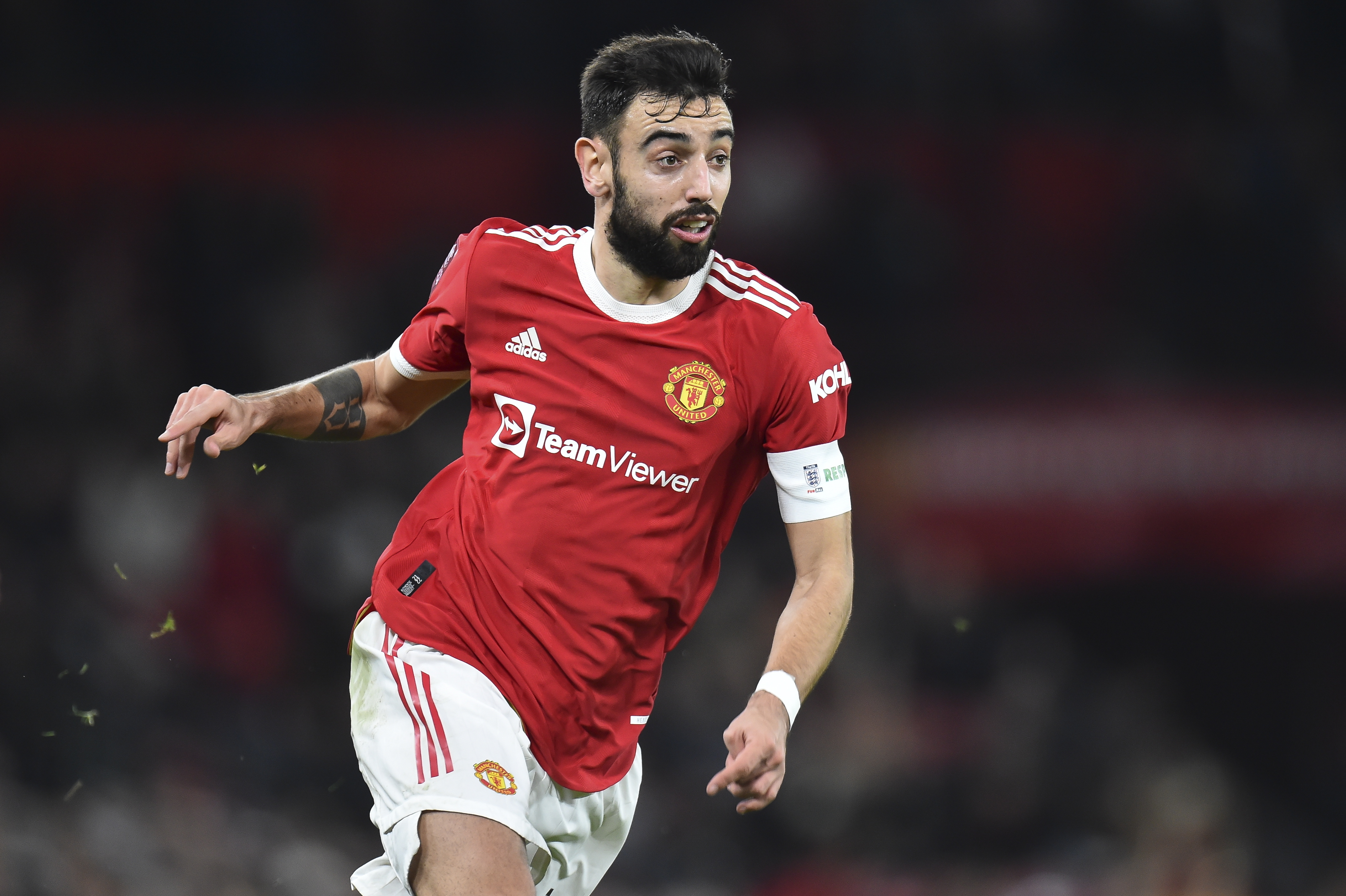 关键时刻阿斯顿维拉止住颓势——足总杯节点到来，质疑声仍在，身体对抗强度拉满(阿斯顿维拉阵容)