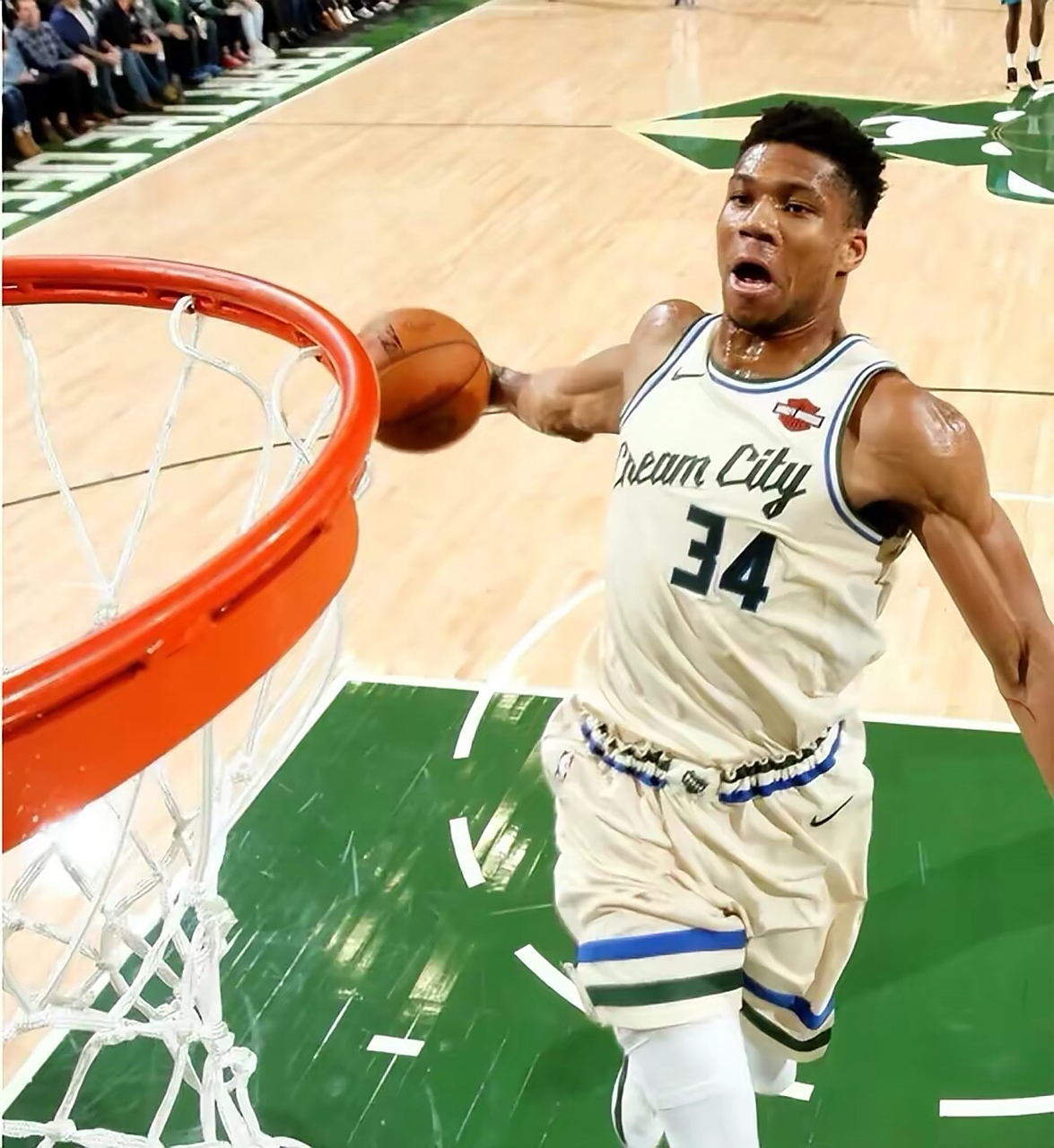 密尔沃基雄鹿发布备战花絮，窗口期临场应变，国王杯任务艰巨，轮换策略成焦点的简单介绍