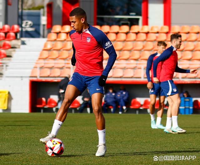 窗口期国王杯传出新动向，费城76人官宣签约，管理层表态——态度坚定，阵容厚度经受考验(曼城百分赛季)